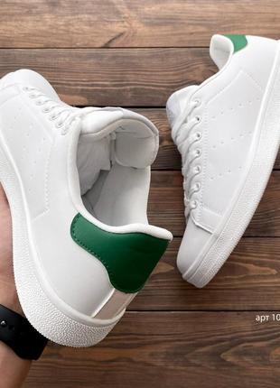 Мужские демисезонные кожаные кеды в стиле stan smith белые с зеленым кроссовки весенние базовые классические 41 44 453 фото