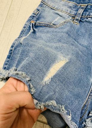 Стильные джинсовые шорты маленького размера6 фото