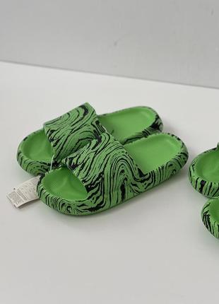 Шльопанці cropp slippers1 фото