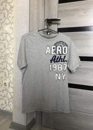 Футболка з принтом з нашивками  aeropostale