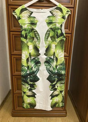 Белоснежное платье marc cain с принтом экзотических листьев1 фото