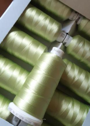 Нитки для машинної вишивки madeira classik №1448 /1000м віскоз...