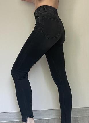 Чорні джинси скінні skinny jeans