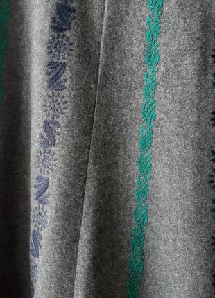 Напівшерстяна спідниця з вишивкою а-силуету laura ashley, розмір 10/122 фото