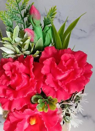Букет квітів з мила - червоні гладіолуси2 фото