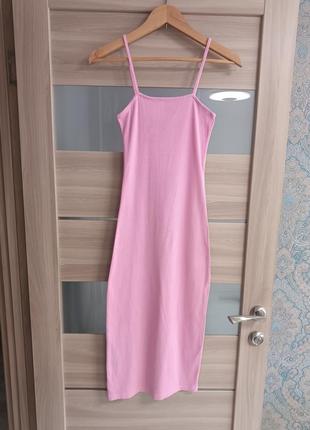 Базовое розовое платье-миди в рубчик2 фото