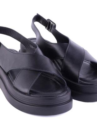 Стильные черные босоножки сандалии на платформе толстой подошве модные3 фото