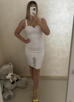 Жіноче біле плаття. розмір хс/с7 фото