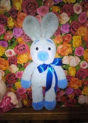 Плюшевий зайчик