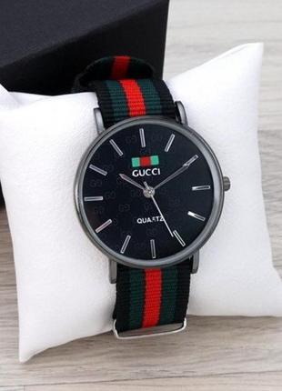 Жіночий наручний годинник у стилі gucci 6549 чорний