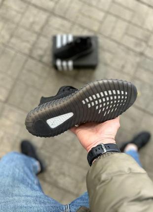 Кроссовки adidas yeezy 350 (1250 грн.)5 фото