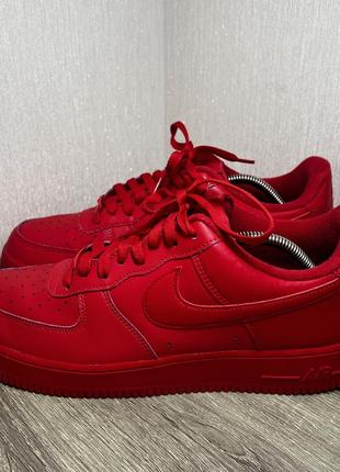 Кросівки nike air force 1 '07 lv8 "triple red"