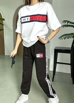 Женский костюм Tommy hilfiger футболка томми хилфигер брюки томми хилфигер2 фото