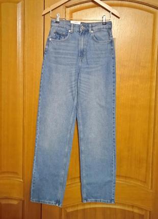 Джинси жіночі h&m 90s straight high jeans. оригінал. куплені в англії.3 фото