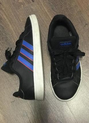 Adidas кроссовки