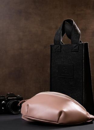 Практична шкіряна жіноча поясна сумка grande pelle 11359 рожевий7 фото