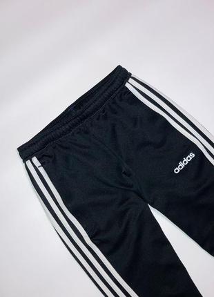 Спортивные штаны от фирмы adidas2 фото