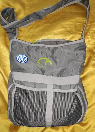 Фірмова стильна авто сумка через плече  vw autostadt bag.