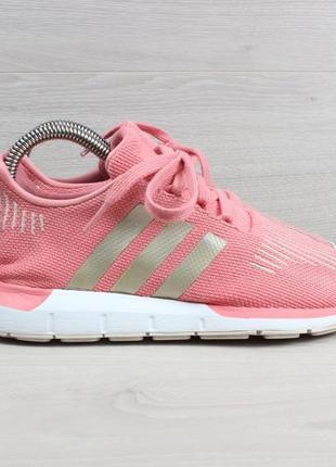 Жіночі спортивні кросівки adidas оригінал, розмір 35.5