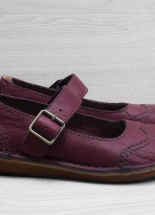 Шкіряні жіночі туфлі з пряжкою clarks оригінал, розмір 37