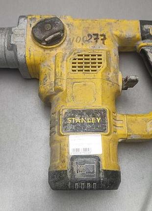 Перфоратор б/у stanley sthr323k 2