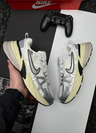 Мужские кроссовки nike runtekk white silver качество высокое удобны в носке повседневные1 фото