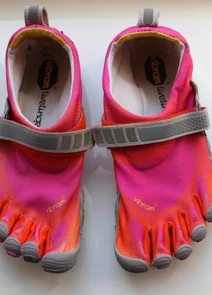 Яскраві кросівки vibram fivefingers оригінал, розмір 37 (жіночі..