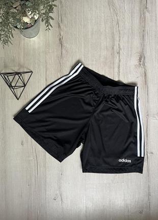 Мужские спортивные шорты adidas1 фото