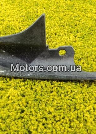 Накладка петлі капота ліва рено еспейс renault espace iv, 8200...