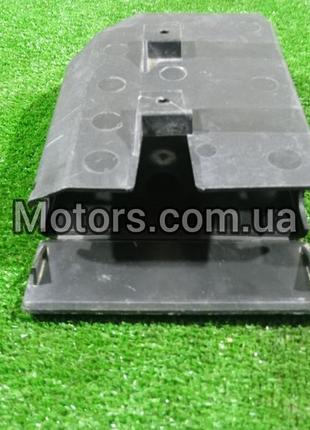 Кронштейн кріплення блока управління abs опель омега а opel om...