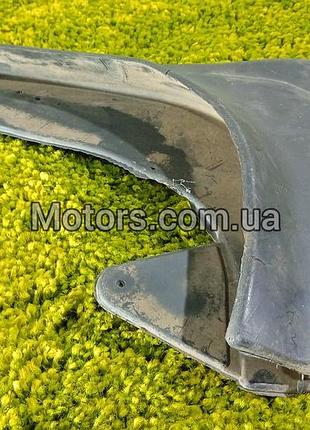 Бризговик передній правий опель комбо opel combo 2001-2011