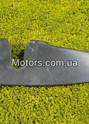 Накладка дверного замка правого опель омега opel omega b, 9033...