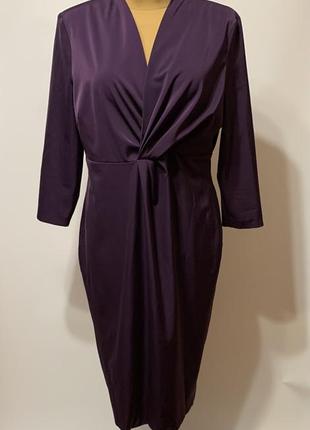 Элегатное платье с формирующей подкладкой