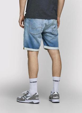 Шорти джинсові чоловічі на болтах нові оригінал бренд — jack &amp; jones ® s-m2 фото