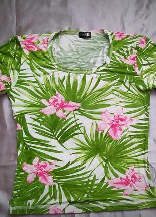 Футболка яркий цветочный принт