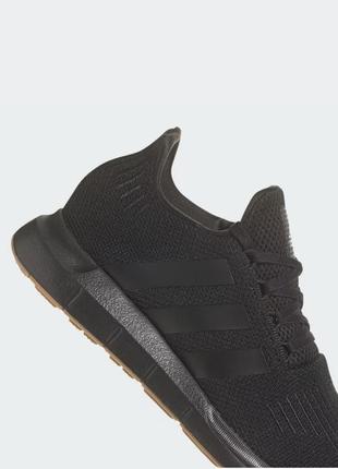 Кроссовки adidas10 фото