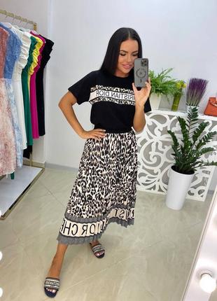 Комтюм cristian dior