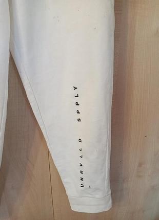 Новые котоновые штанишки, высокая посадка, надпись н2 фото