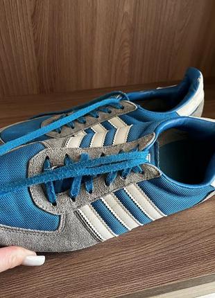 Кроссовки голубые adidas2 фото