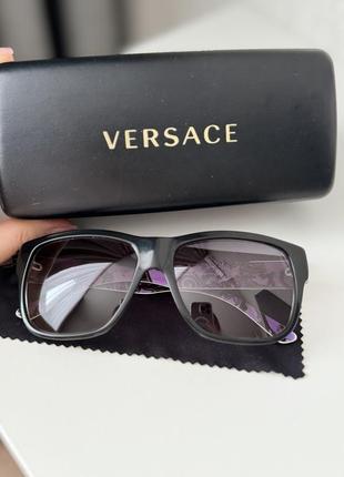 Сонцезахисні окуляри versace2 фото