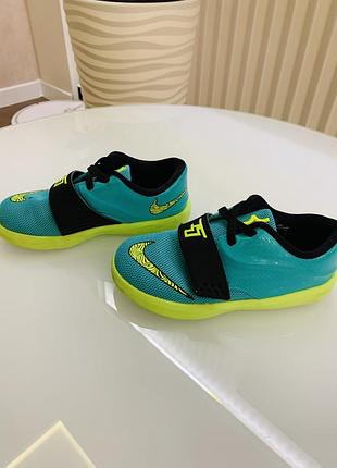 Стильные кроссы nike, разм 25,5/26