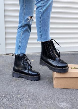 Женские ботинки на платформе зимние с мехом dr martens jadon