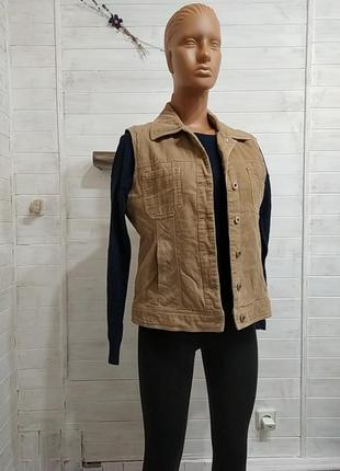 Супер стильна безрукавка утеплена