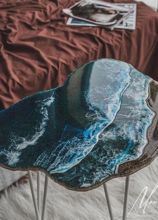 Журнальний столик з натурального каменю і епоксидної смоли. інтер'єрний журнальний стіл