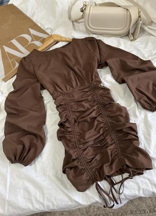 Новое коричневое платье с драпировкой от prettylittlething2 фото