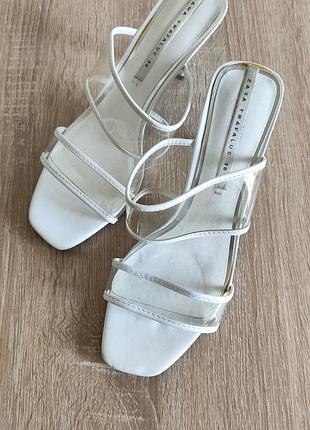 Босоножки zara
