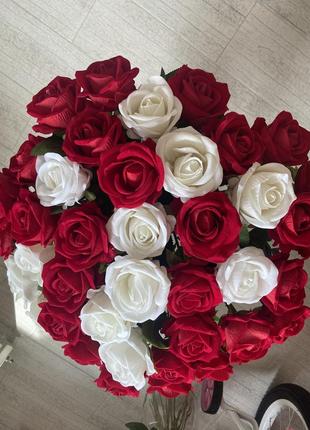 Латексні троянди1 фото