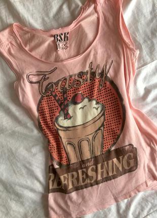 Літня футболка bershka