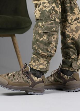 Кросівки військові чоловічі камуфляж7 фото