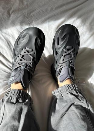 Легкие серые летние женские кроссовки adidas adifom5 фото